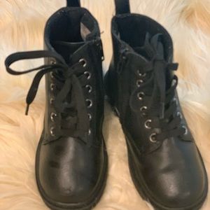 Rachel shoes, girls size 12 black combat boot